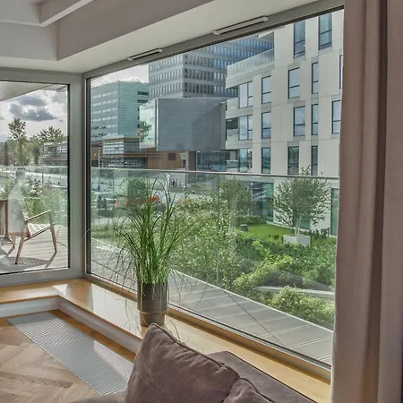 Yacht Park Marina Apartment *