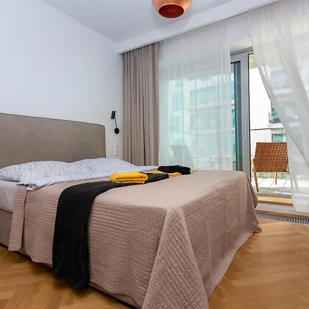 公寓 Yacht Park Marina *