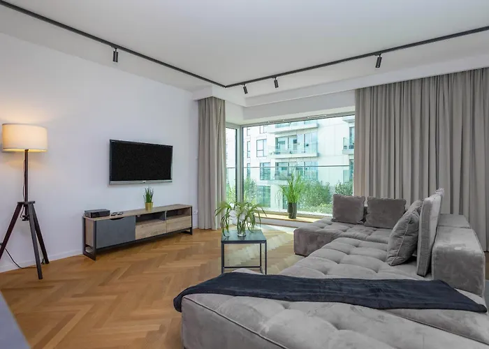 Апартаменты Yacht Park Marina